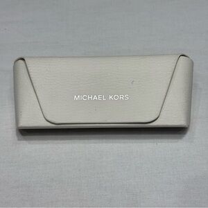 Michael Kors Cream Glasses Case‎
